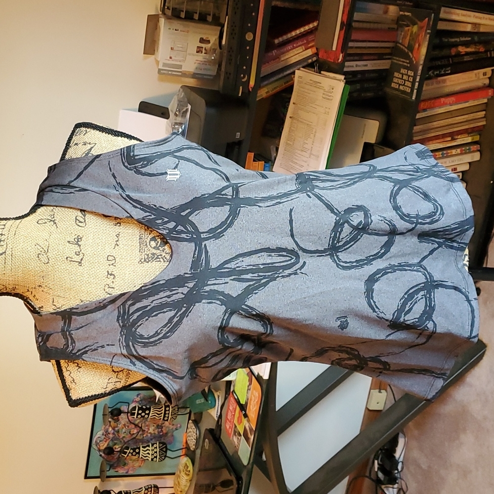 Eleven gray/black abstract print shelf bra tank